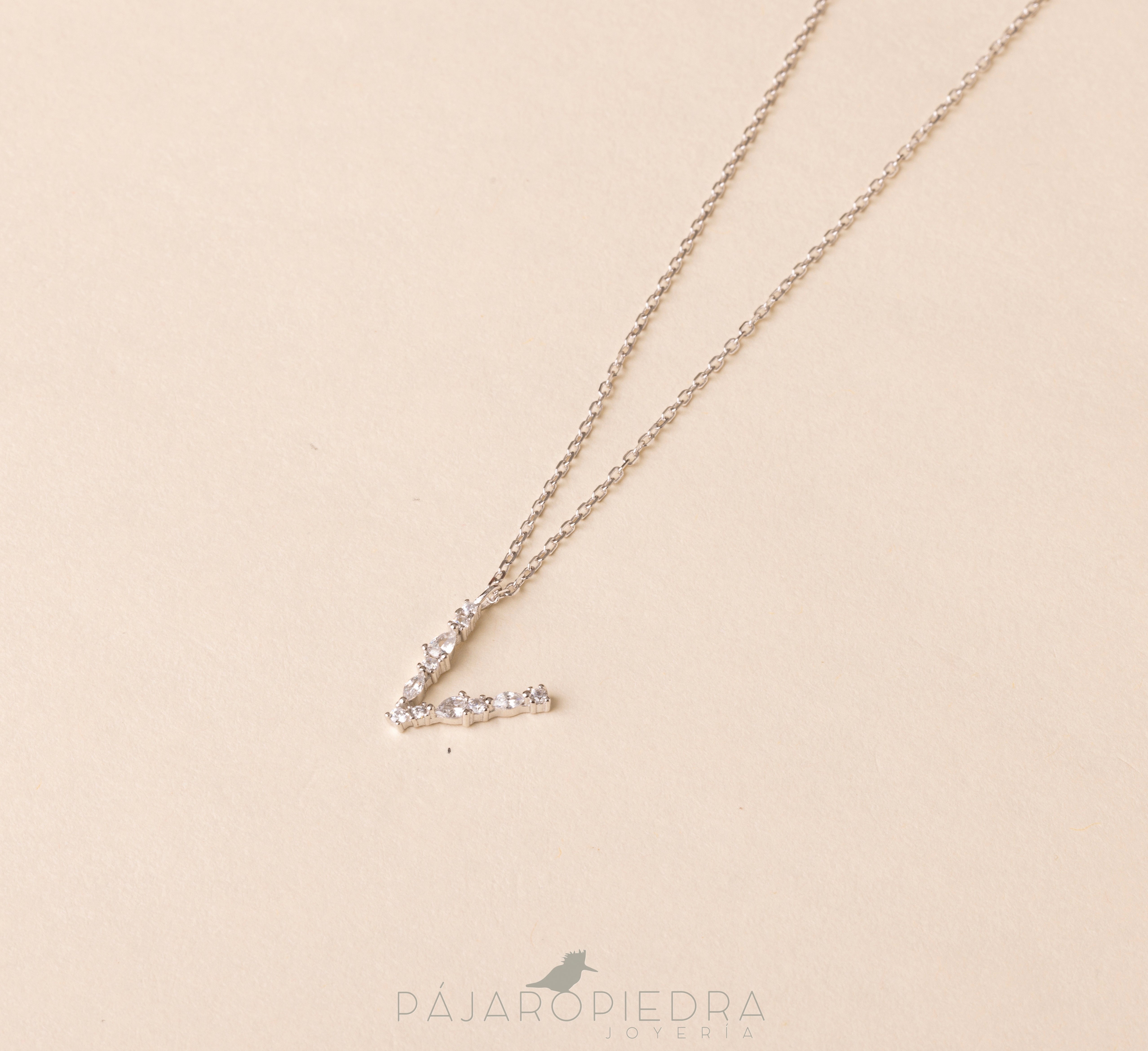 Collar Letra Ofelia