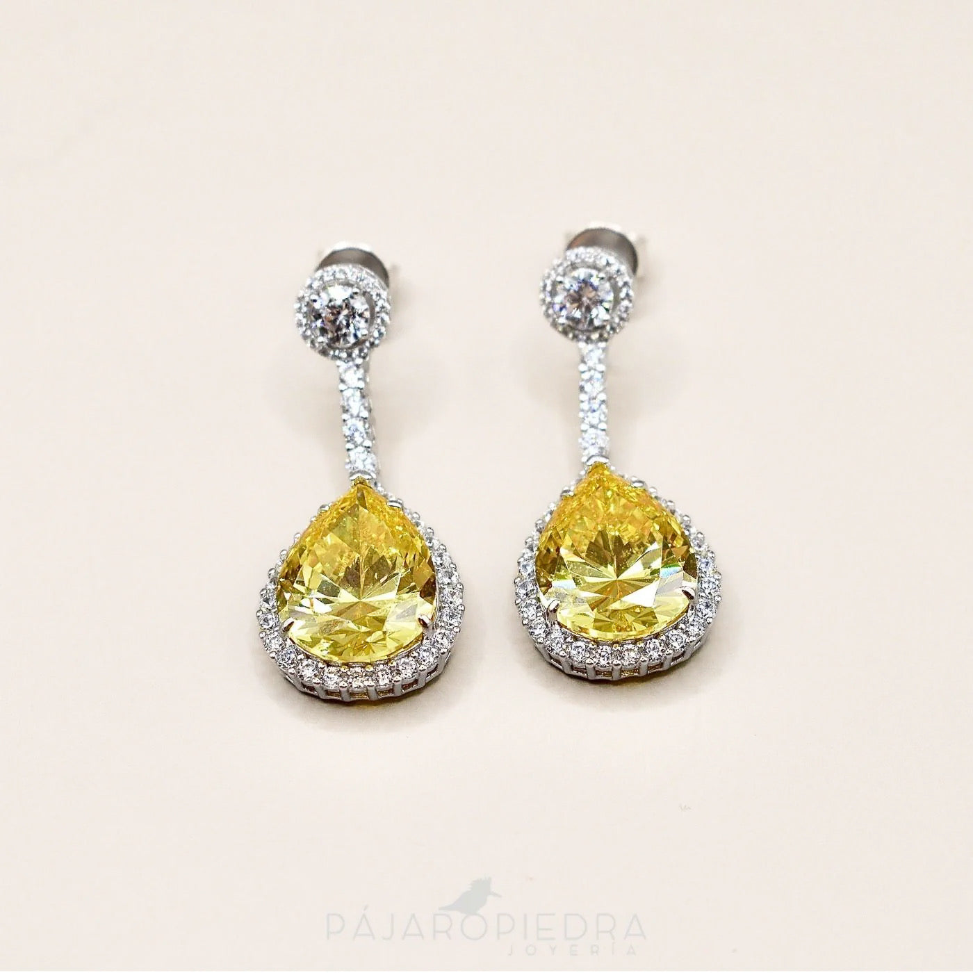 Aretes Nima · Bliss