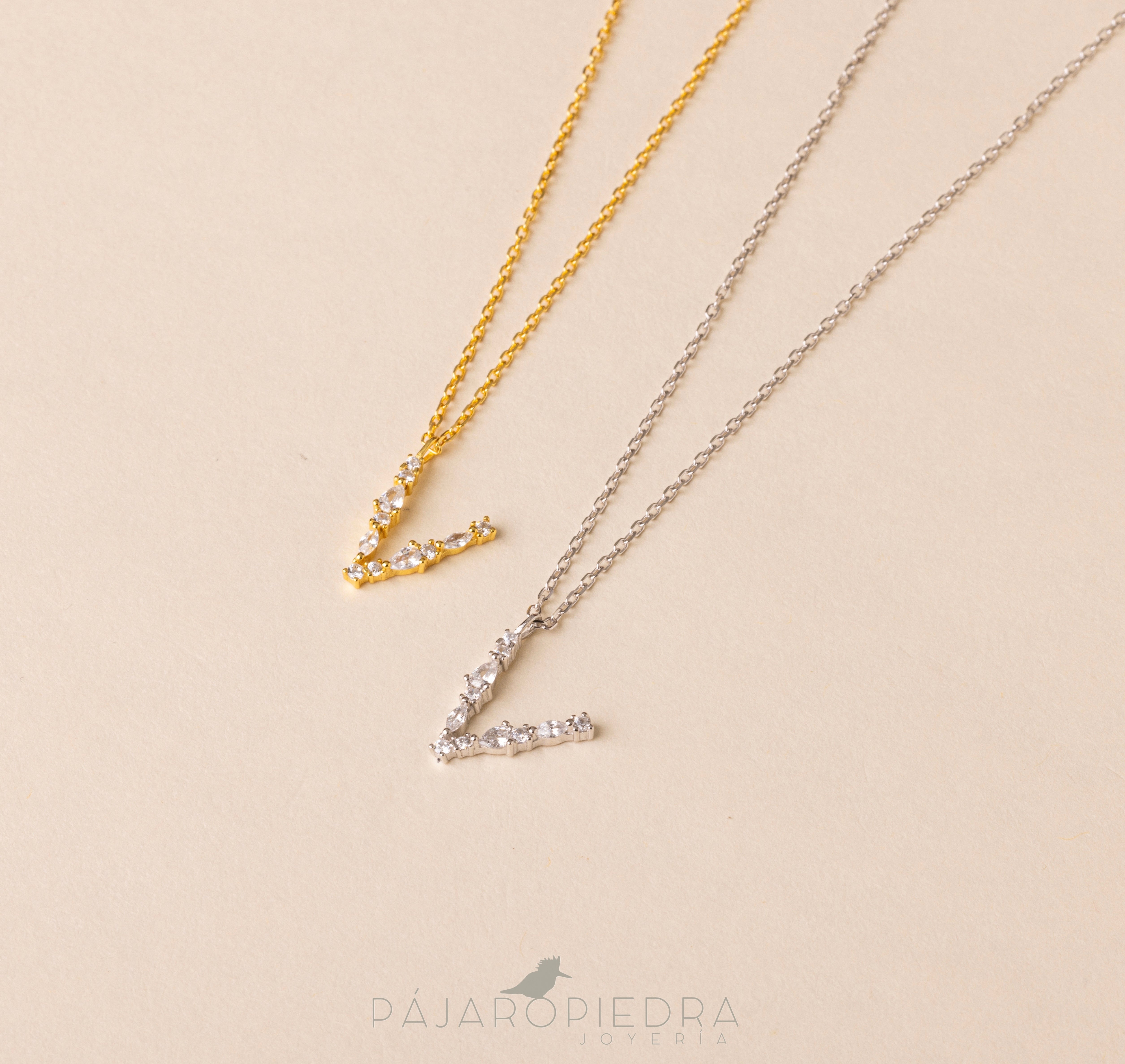 Collar Letra Ofelia