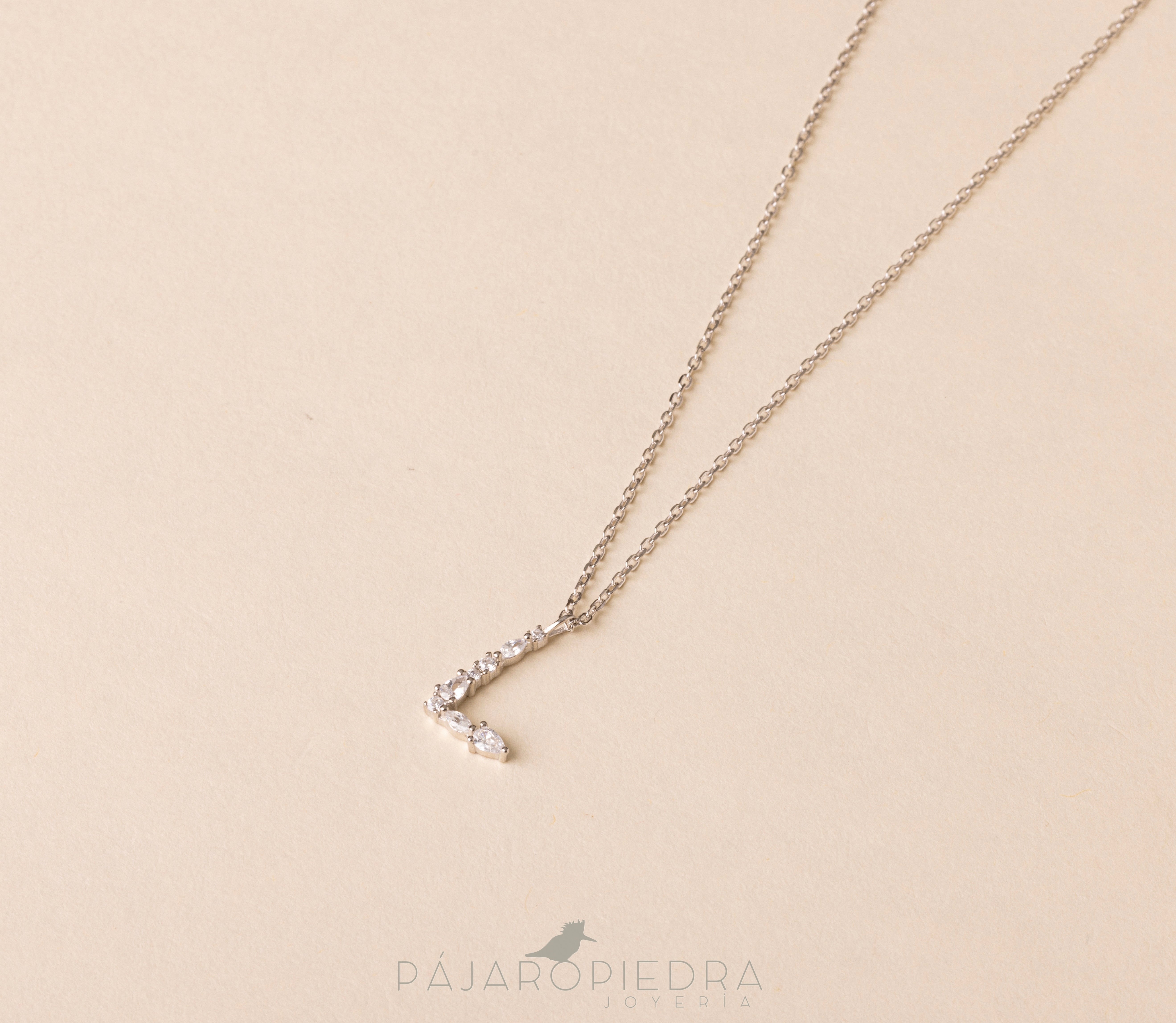Collar Letra Ofelia