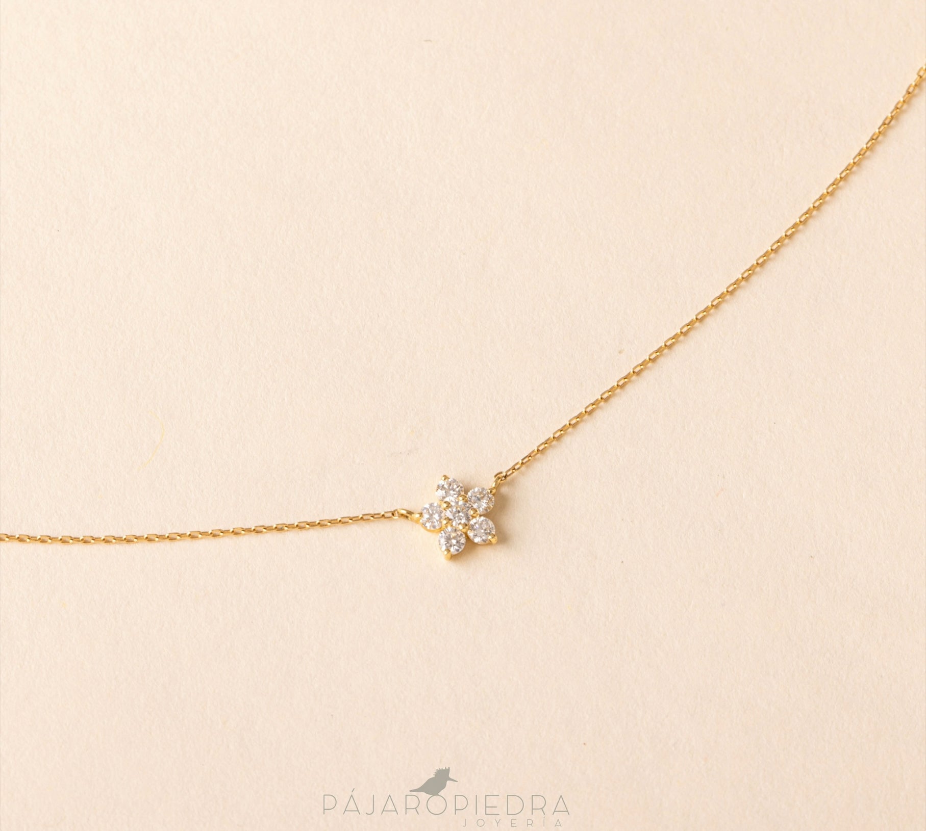 Collar Dije Flor (Fine Jewelry)