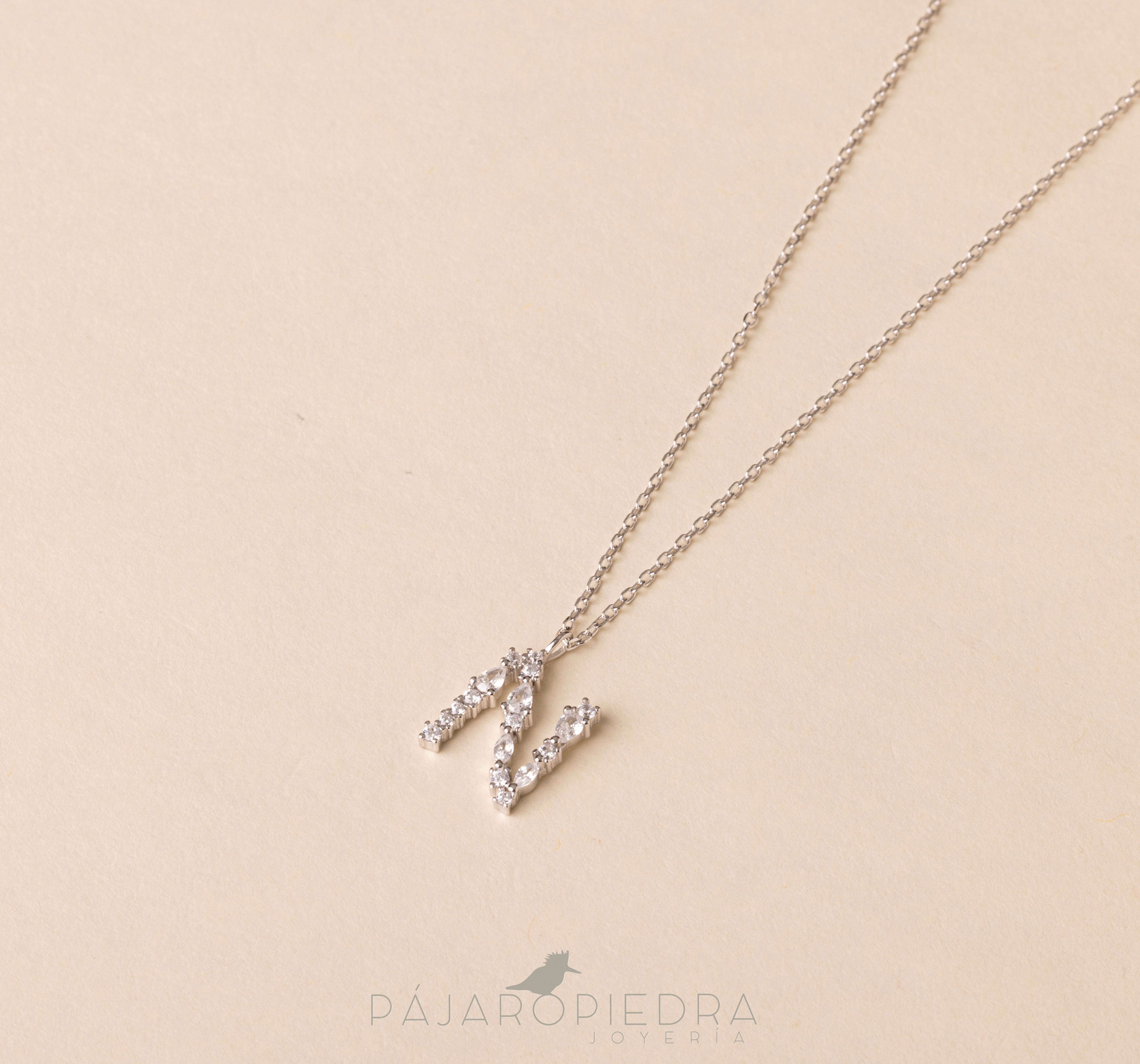 Collar Letra Ofelia