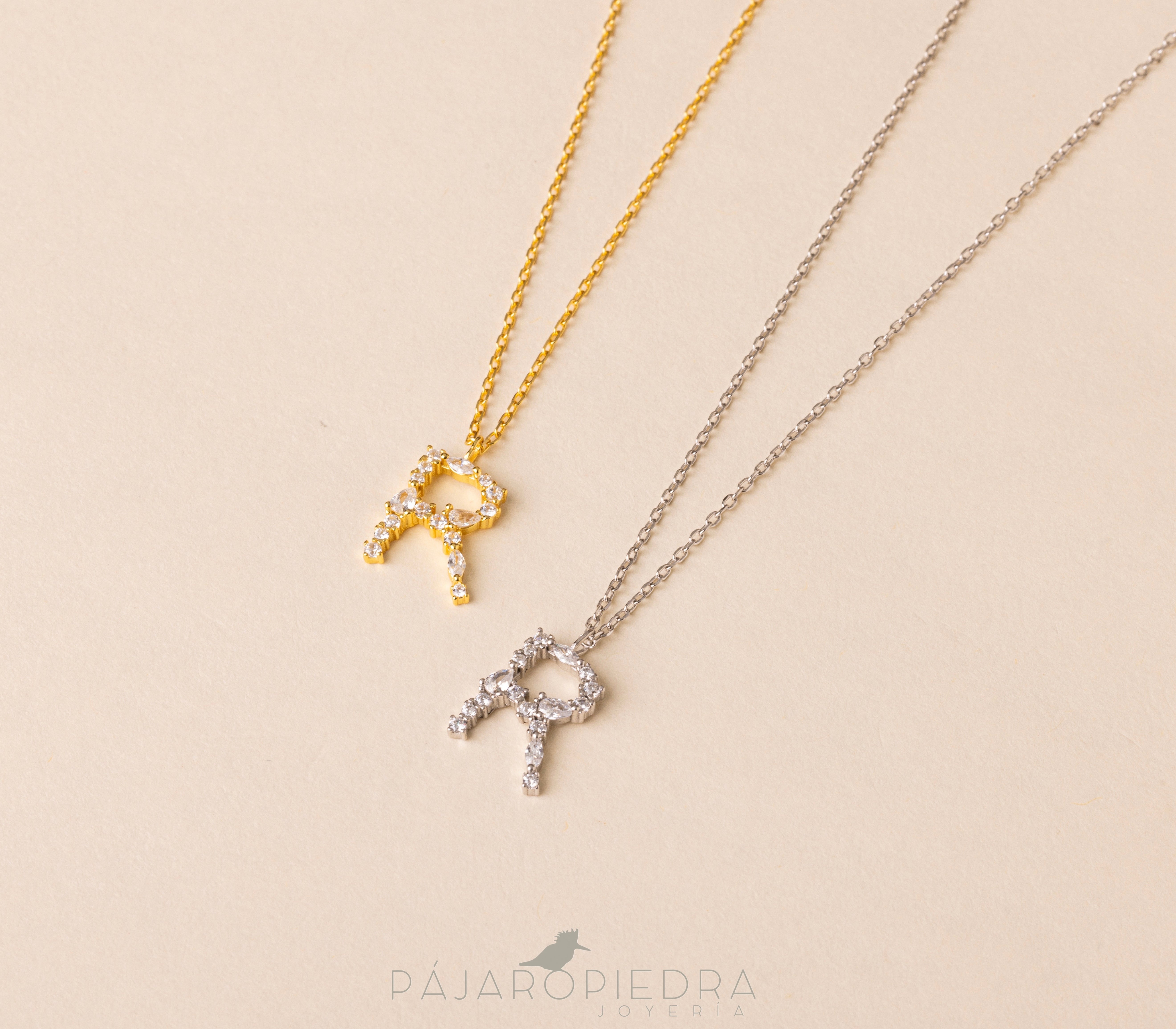 Collar Letra Ofelia