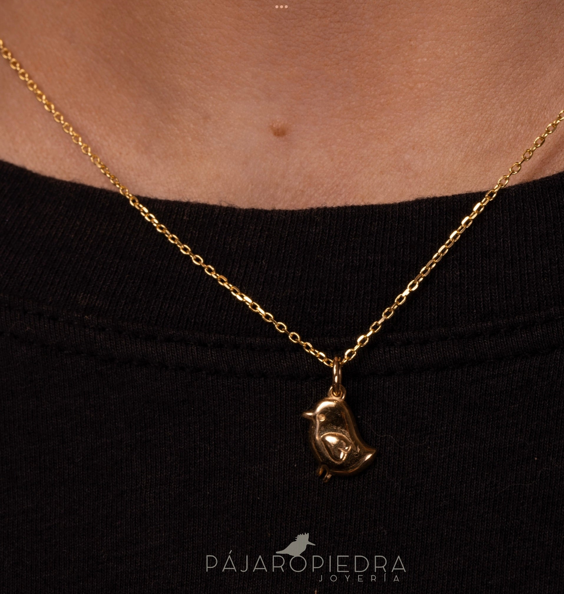 Dije Pollito Oro (Fine Jewelry)