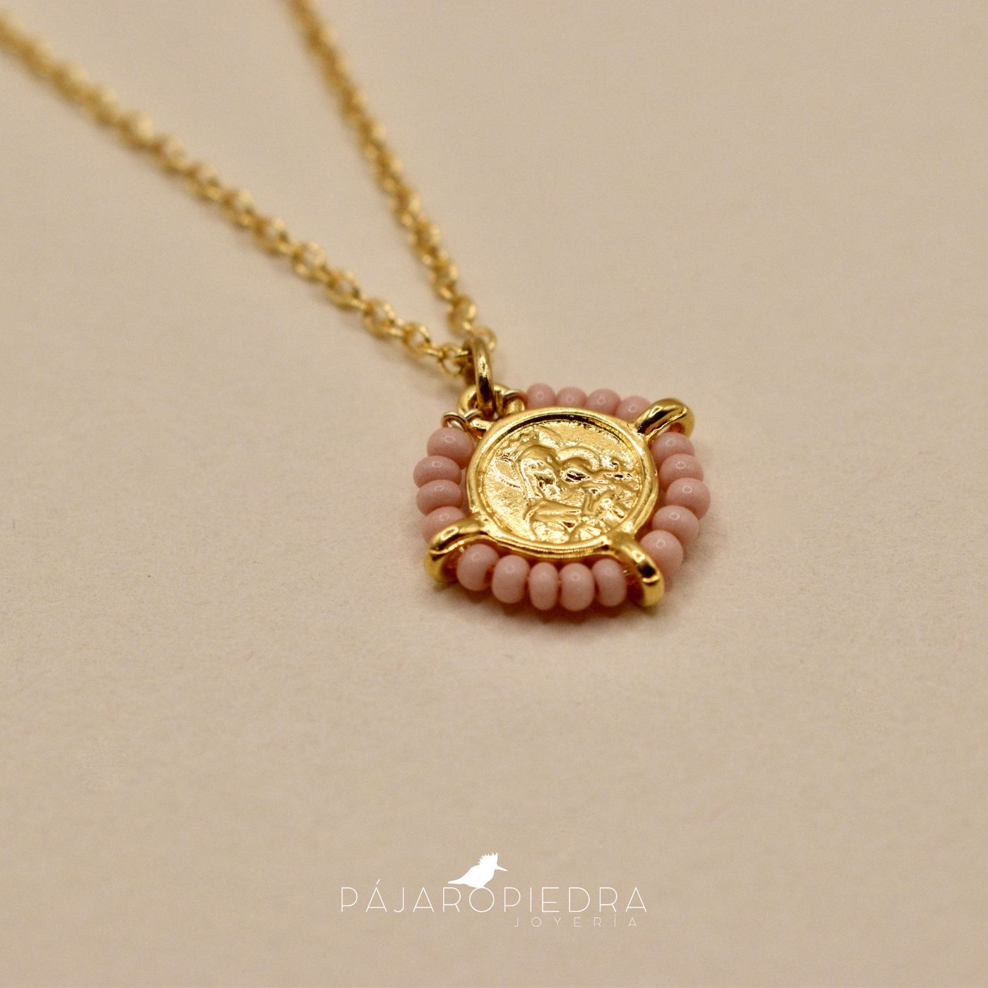 Collar Escapulario con Piedritas