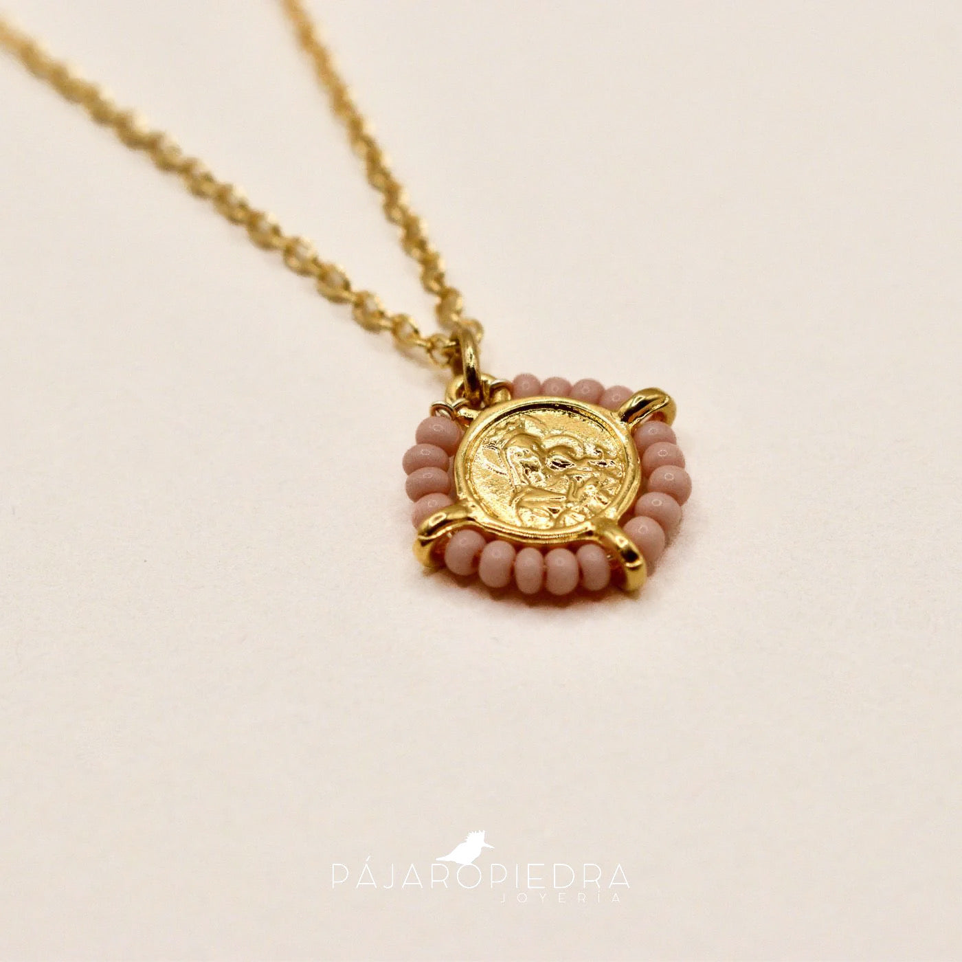 Collar Escapulario con Piedritas