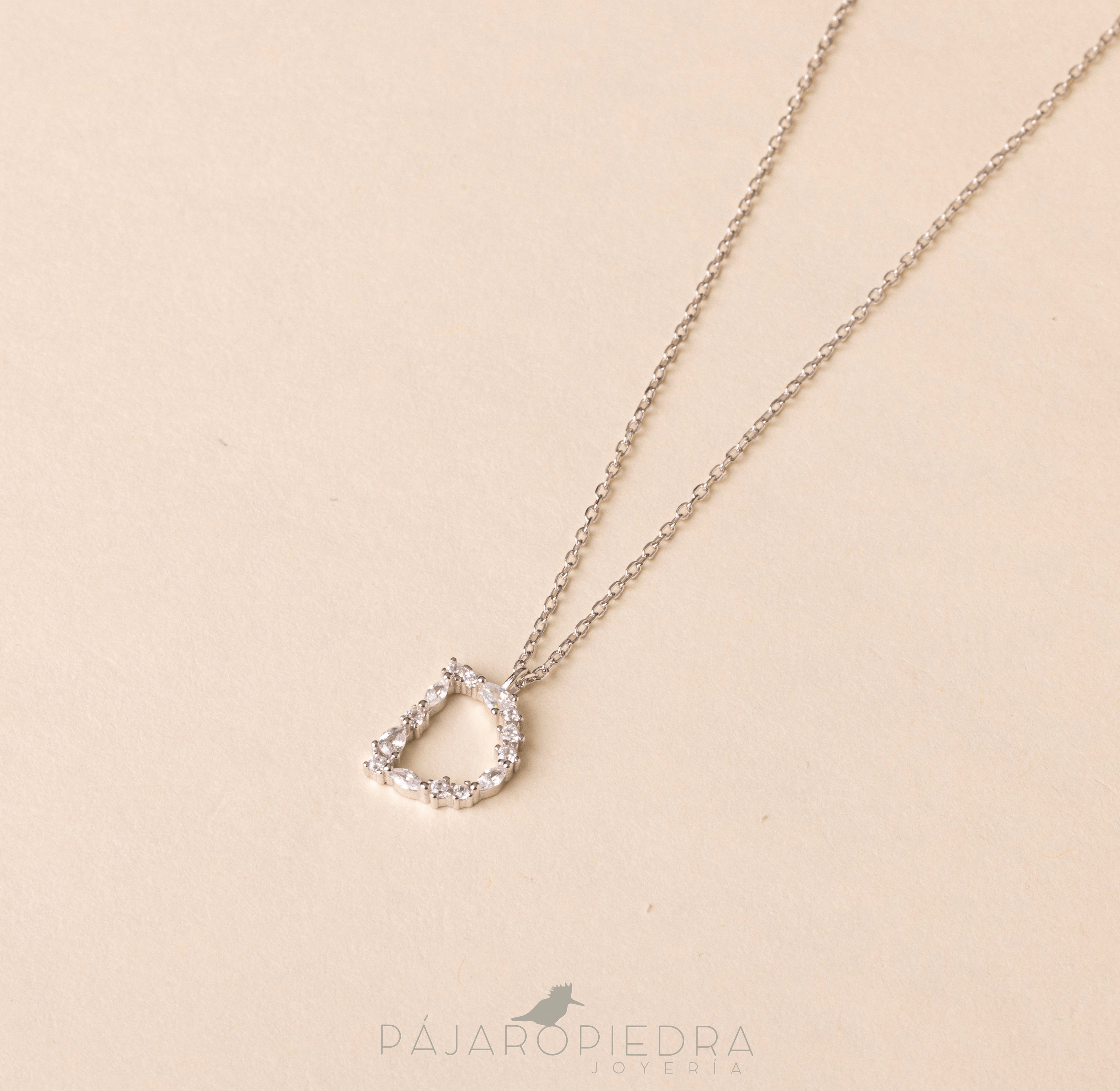 Collar Letra Ofelia