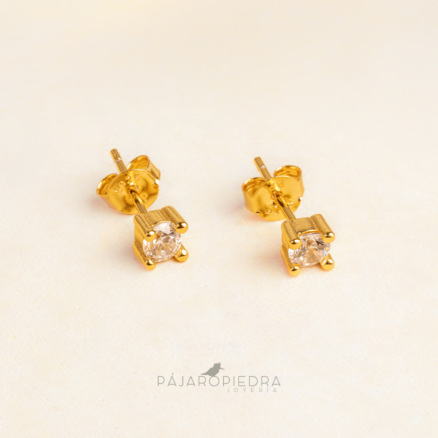 Aretes Solitario