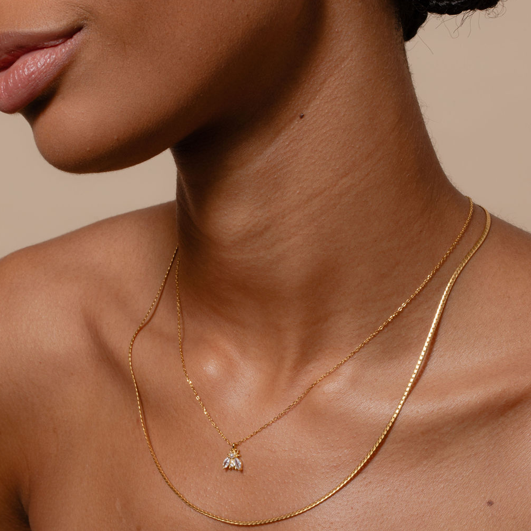 Collar mosquita perla