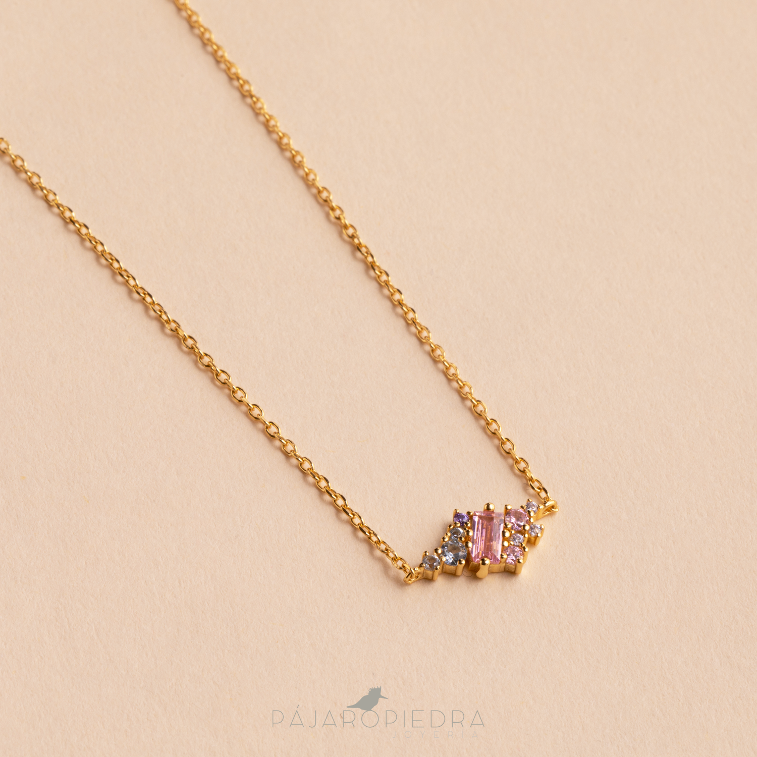 Collar Tila
