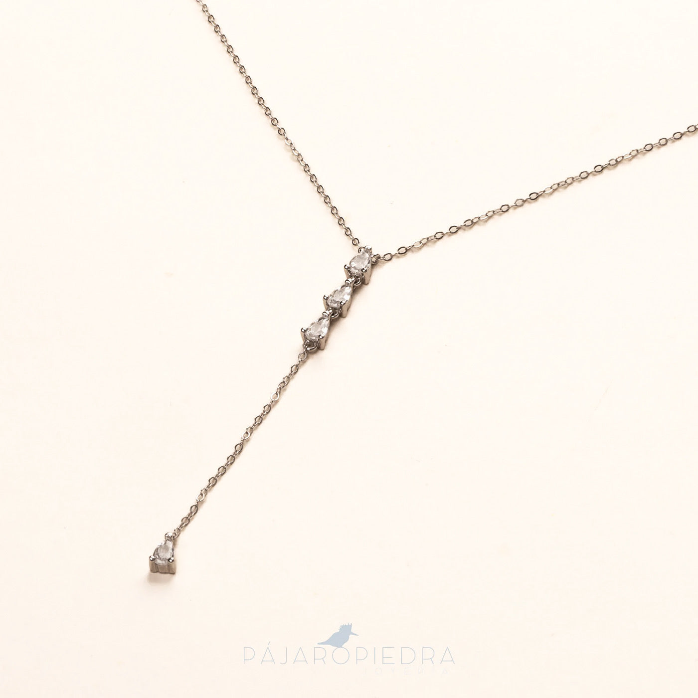 Collar Lara
