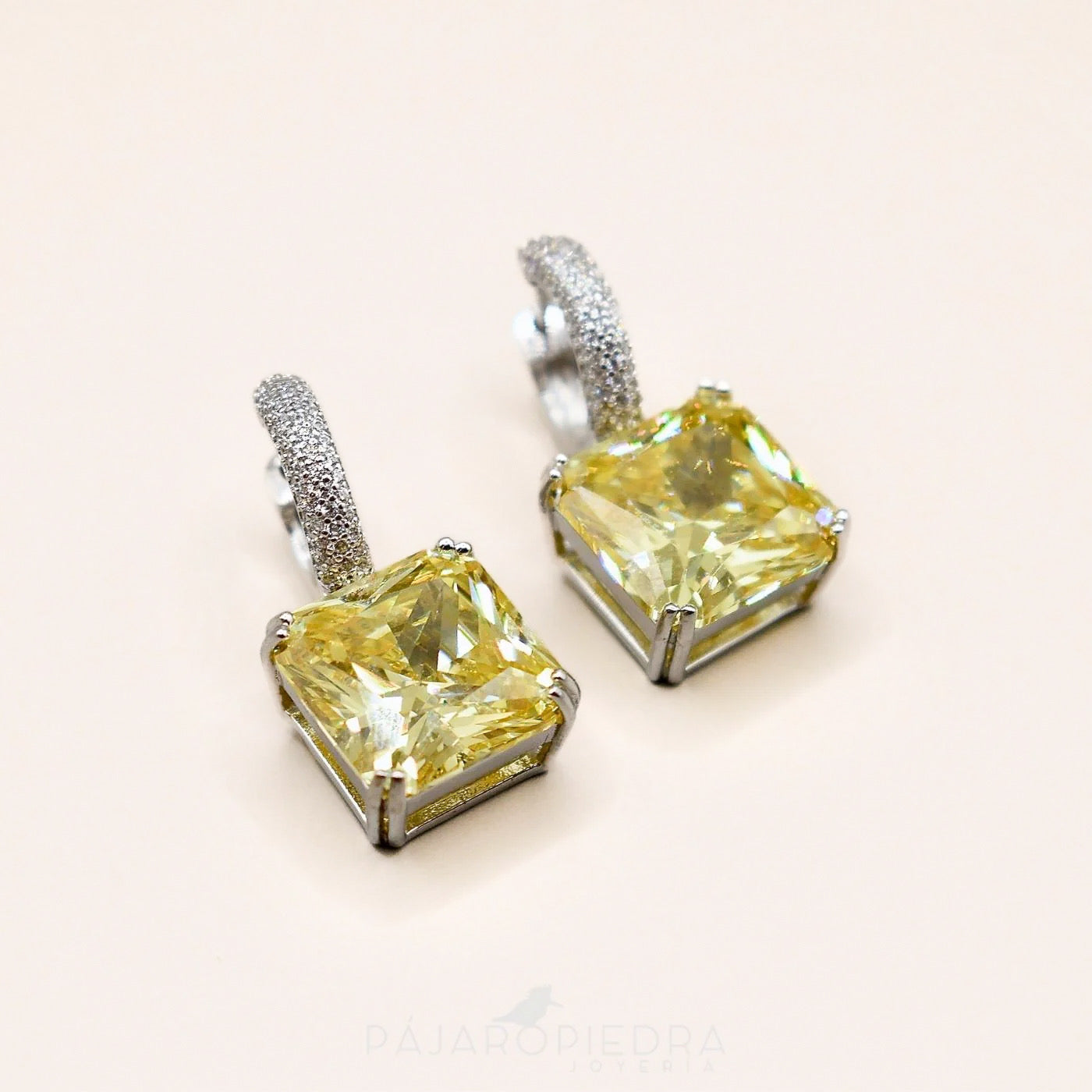 Aretes Nilo · Bliss