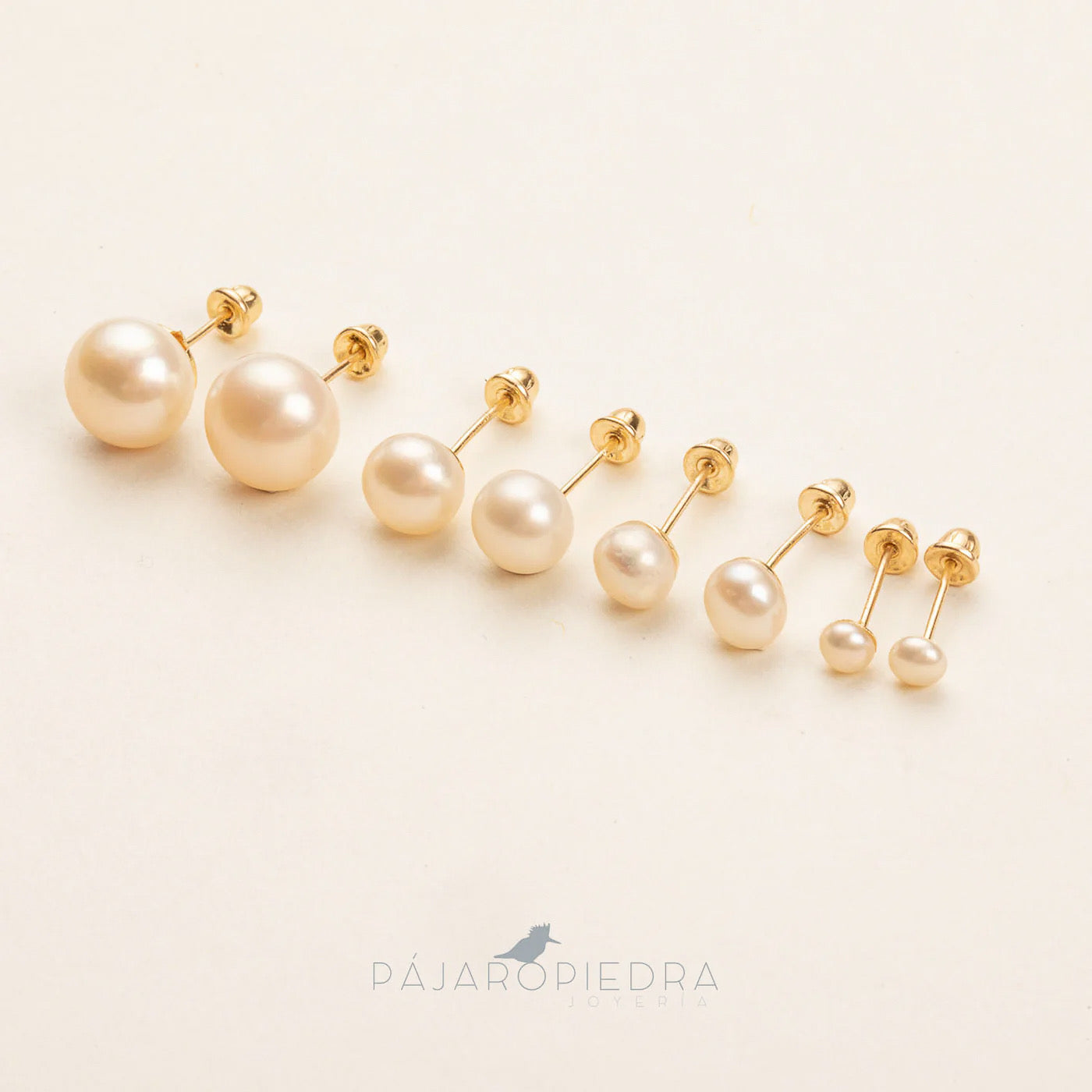 Broquel Perla Mediana · Fine Collection