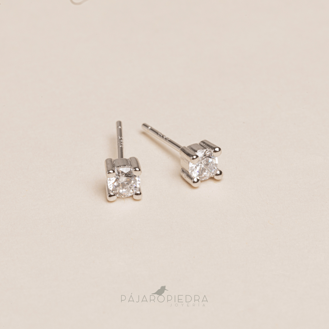 Aretes Solitario
