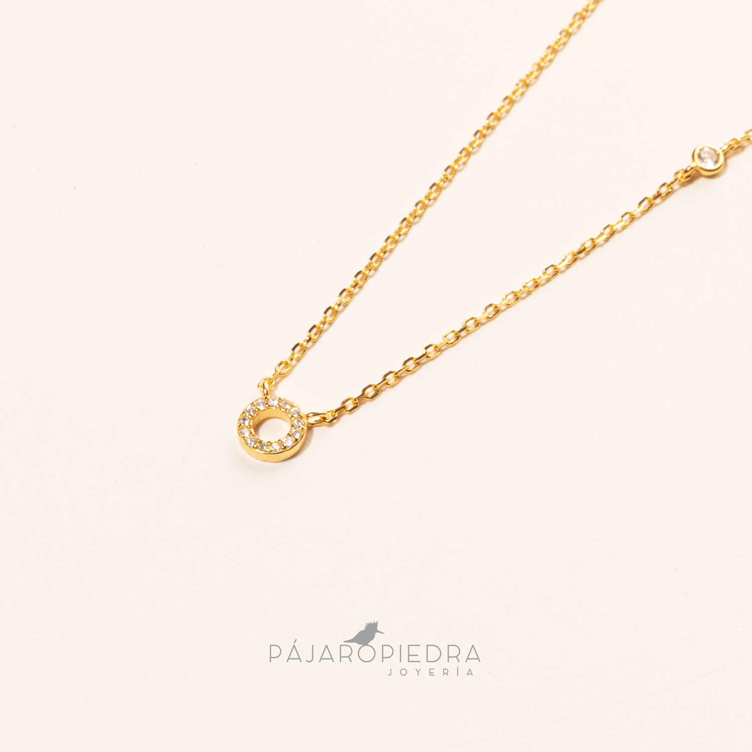 Collar Letra