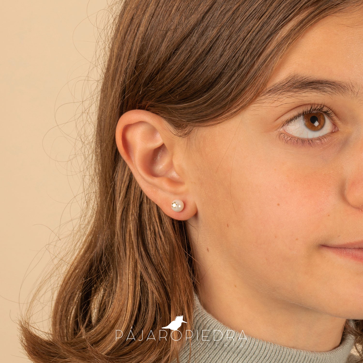 Broquel Perlita con Estrella (Fine Jewelry)