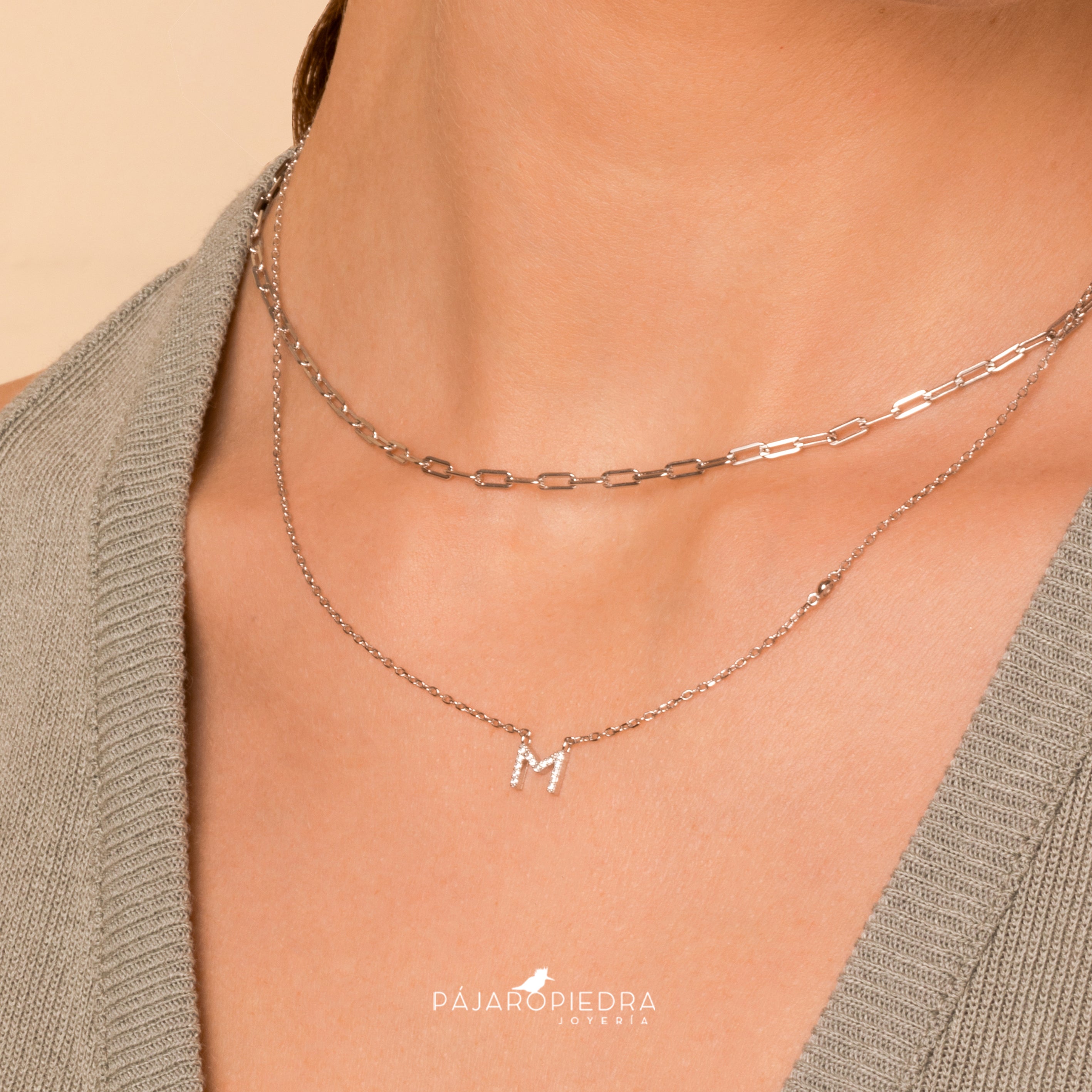 Collar Letra