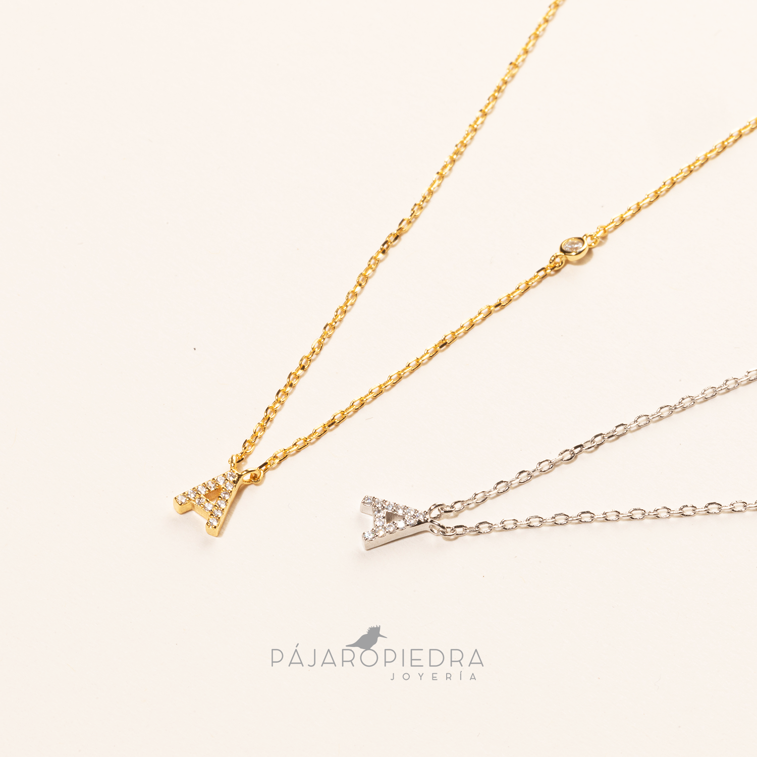 Collar Letra