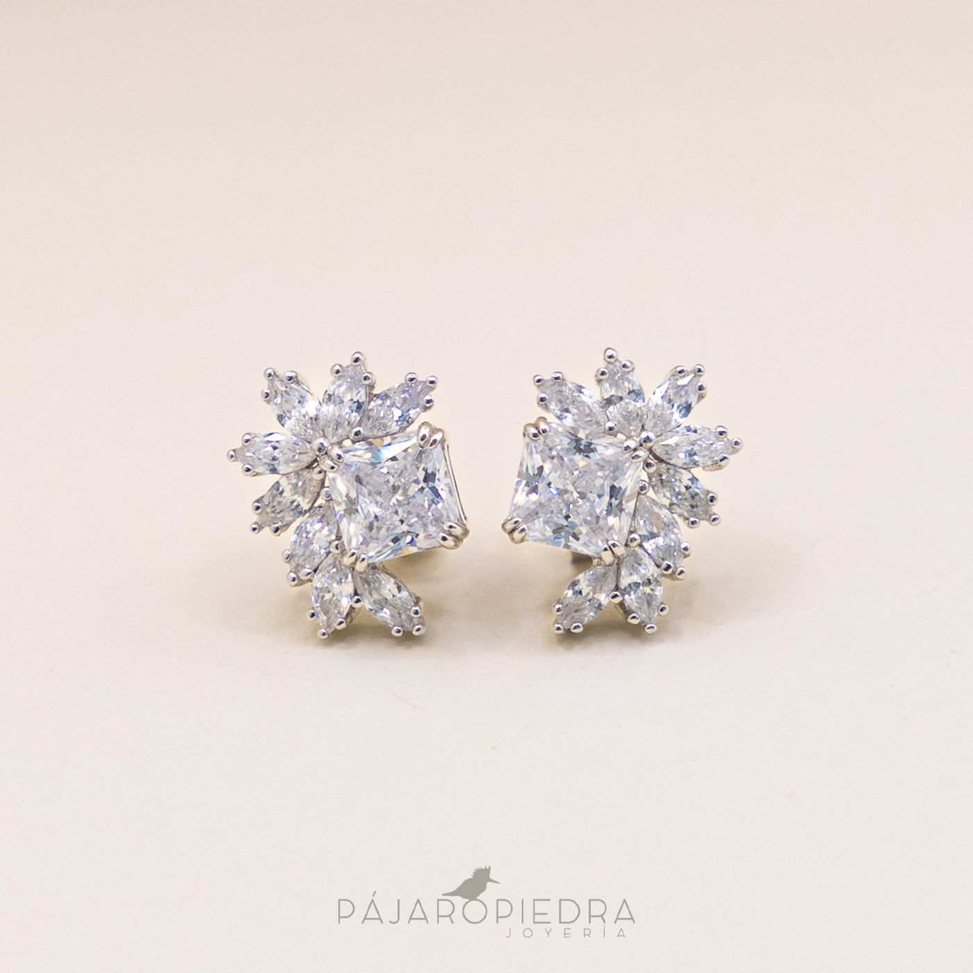 Aretes Camelia · Bliss