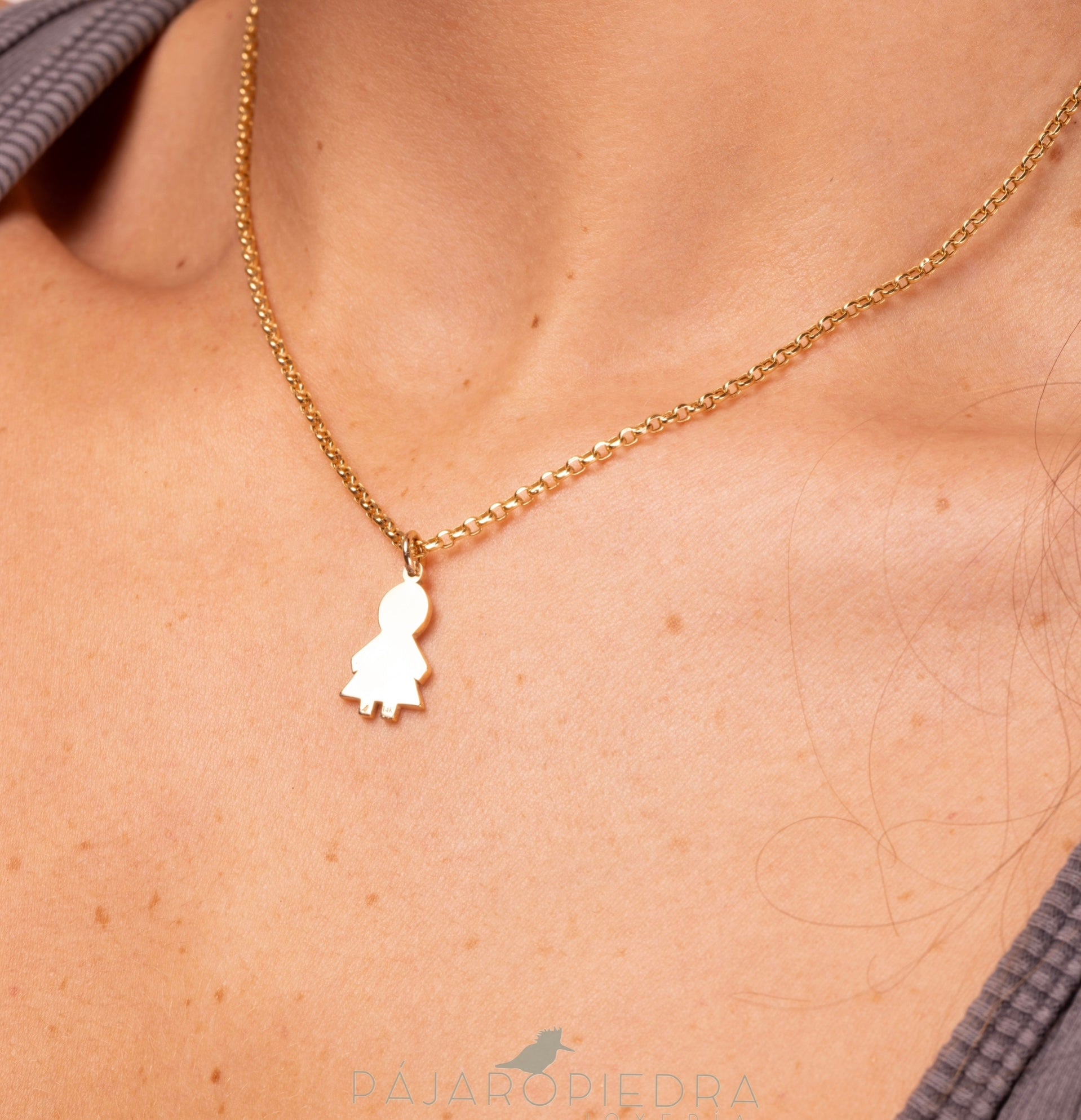 Dije Niña Oro (Fine Jewelry)