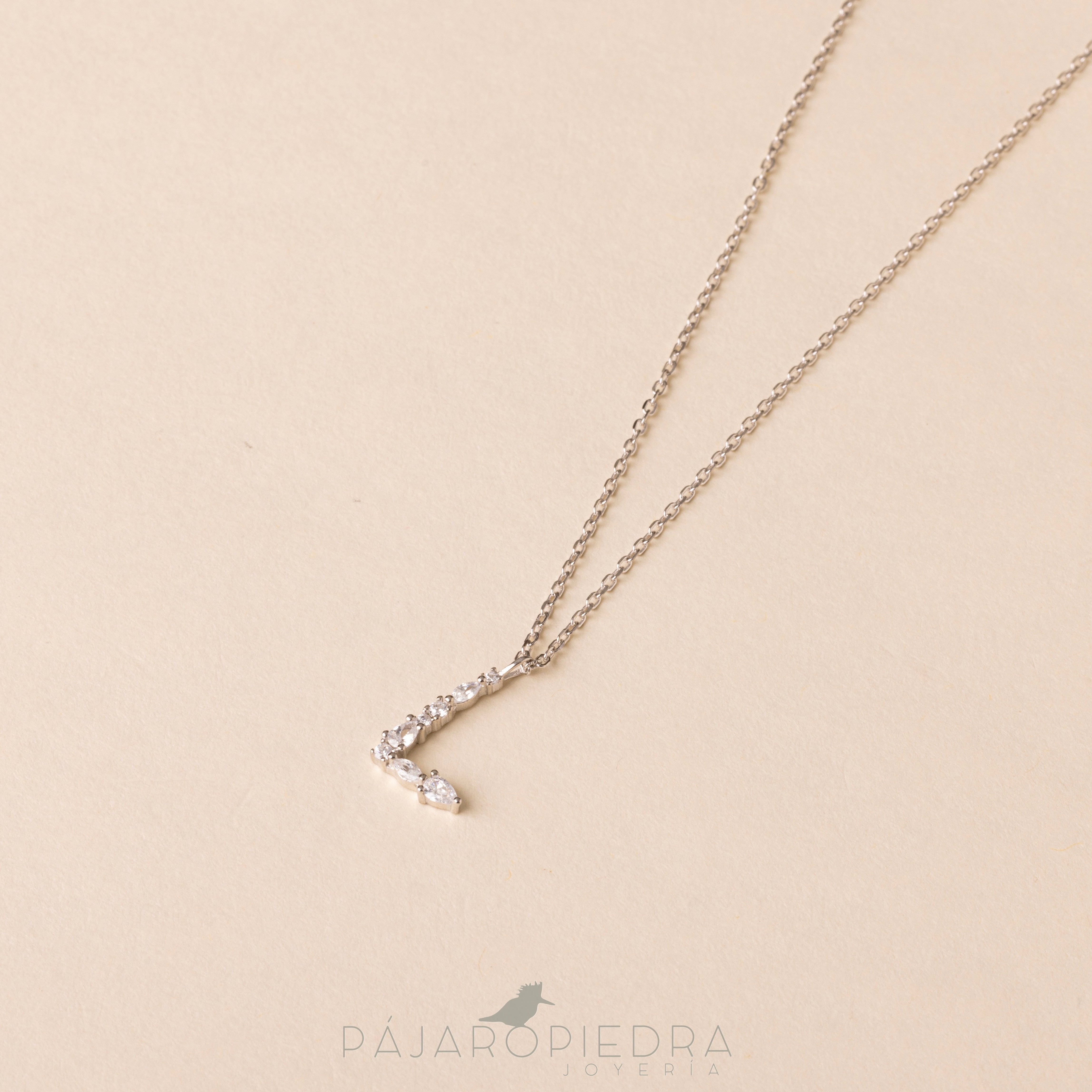 Collar Letra Ofelia