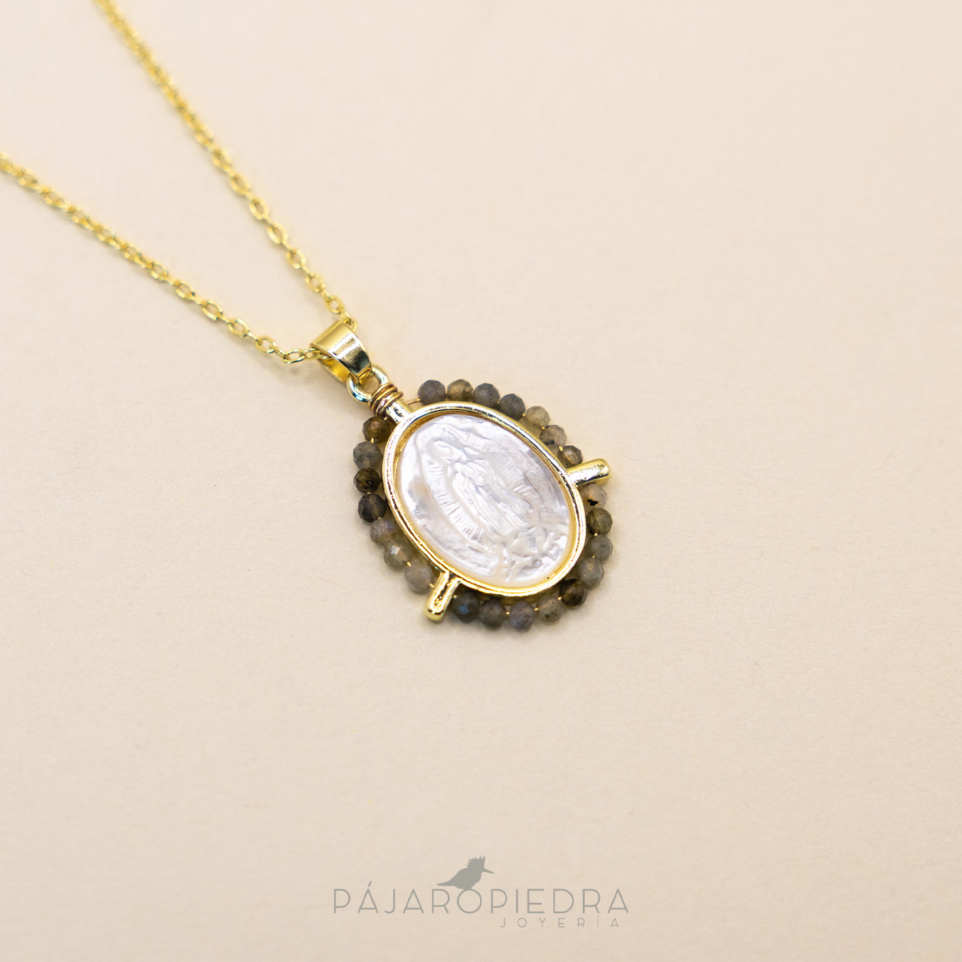 Collar Elisa