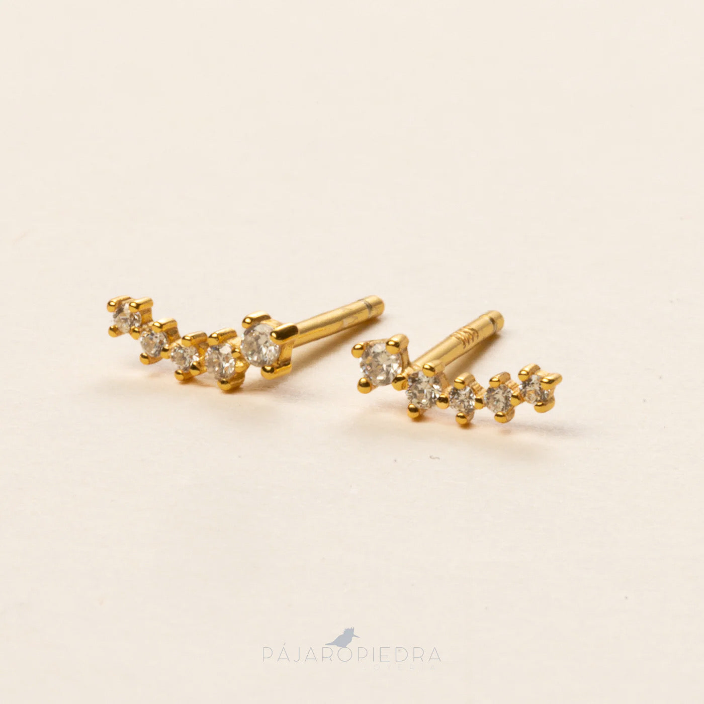 Aretes línea