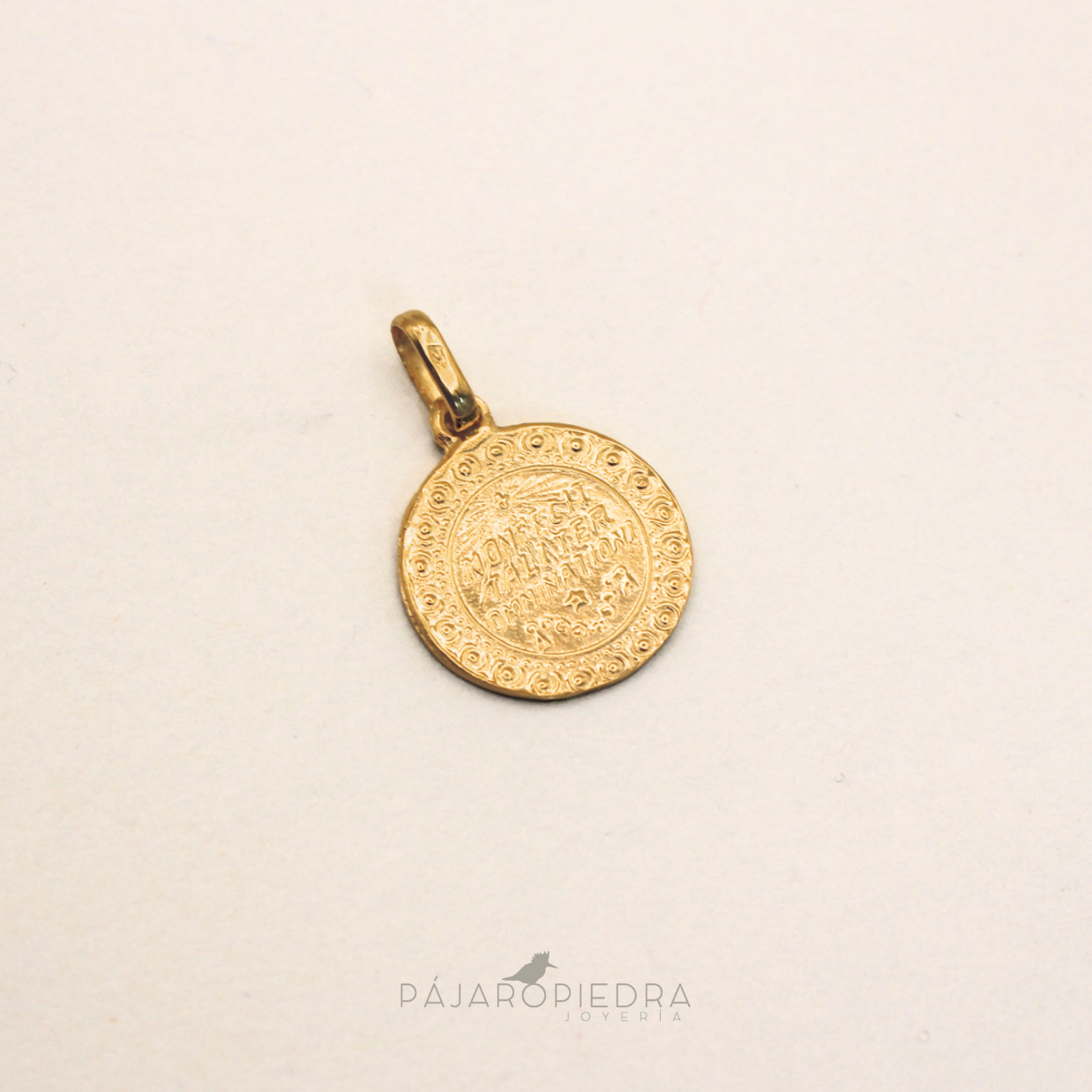 Medalla Guadalupe Oro · Fine Jewelry