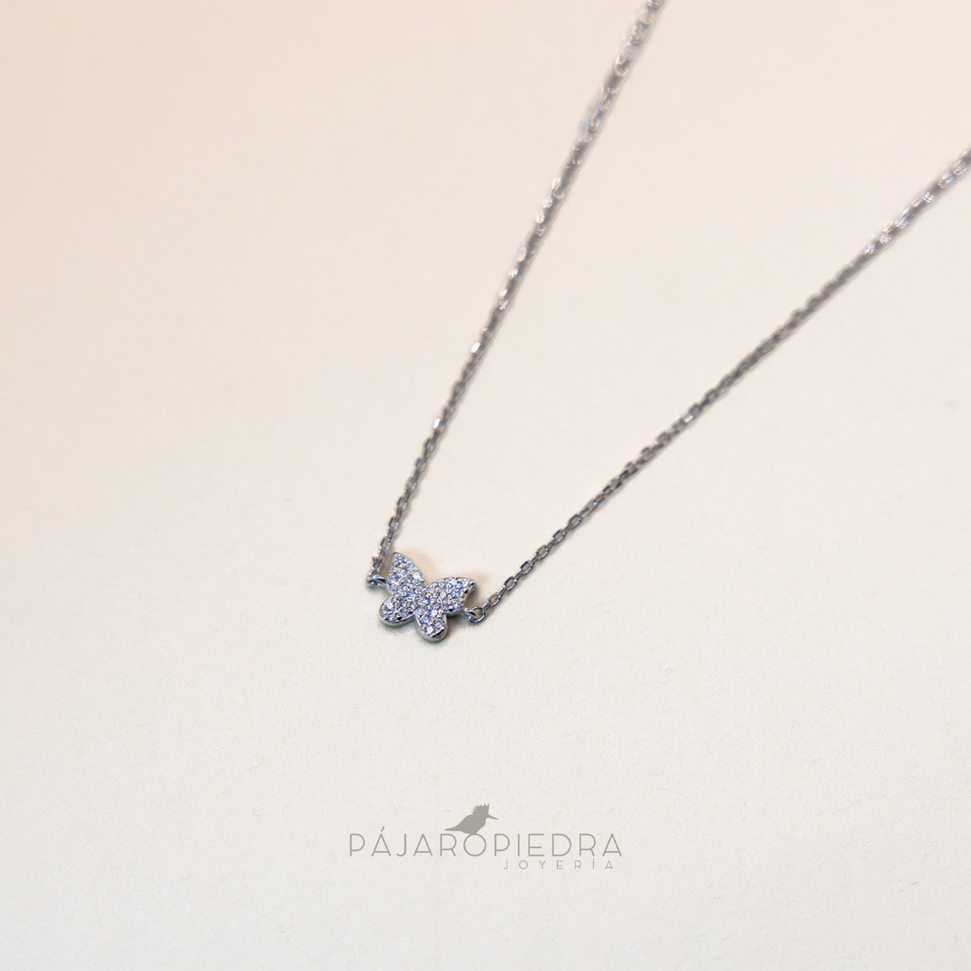 Collar Mariposa