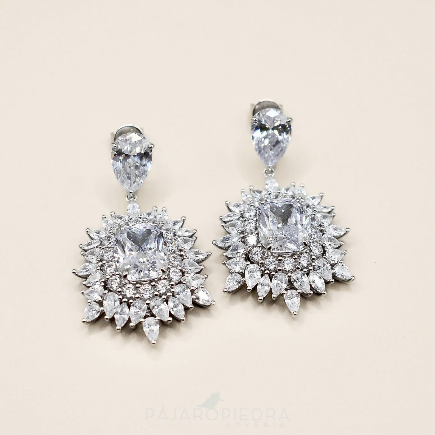 Aretes Franca · Bliss