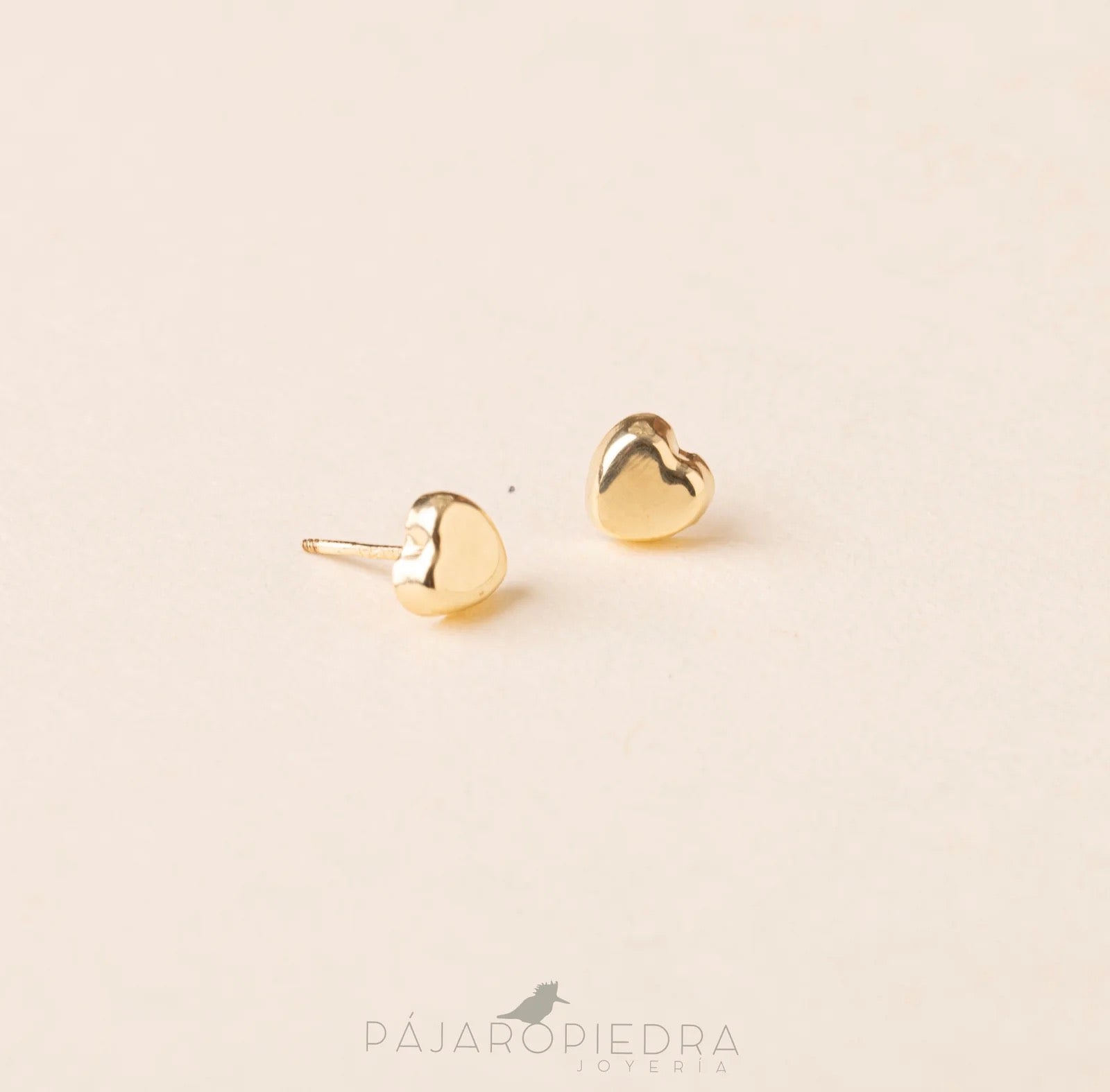 Broquel Corazón Botón · Fine Collection