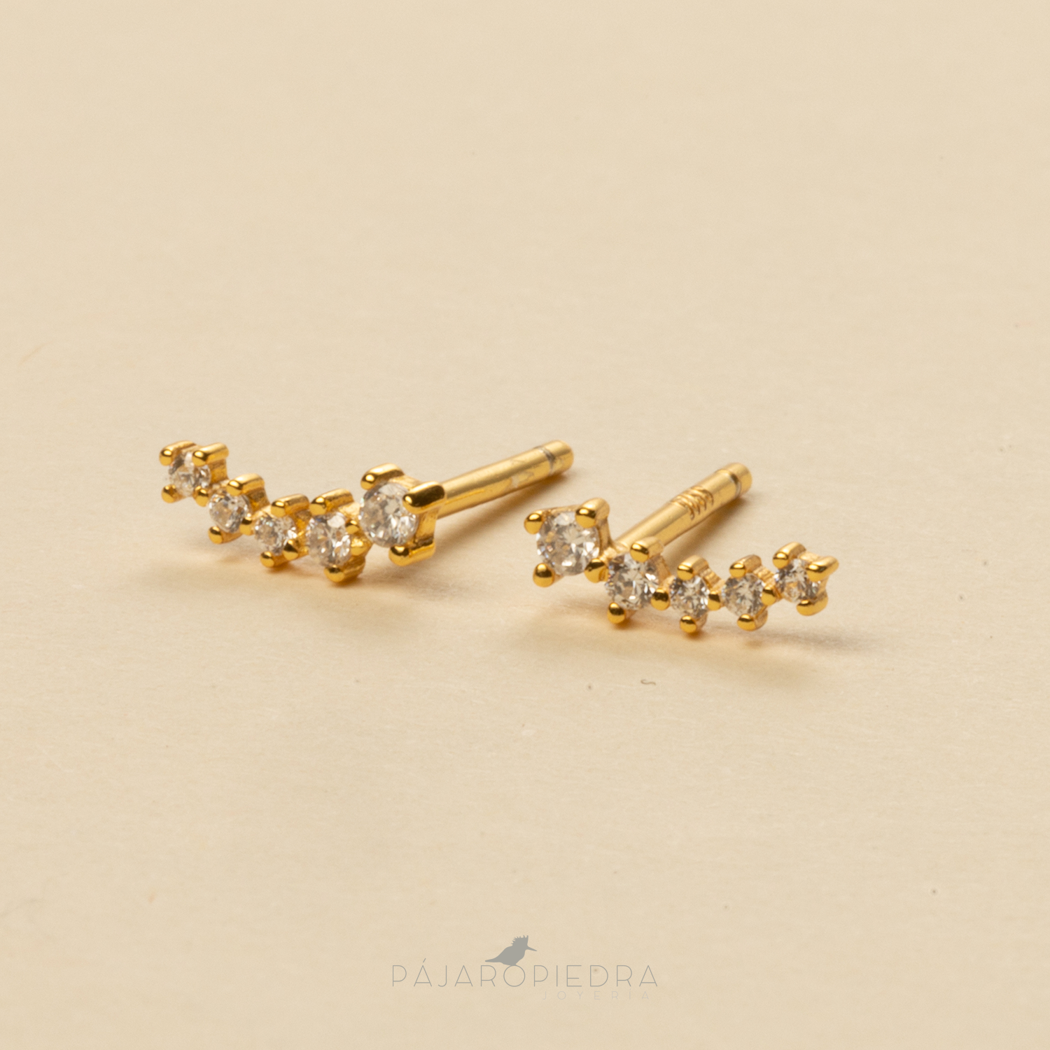 Aretes línea