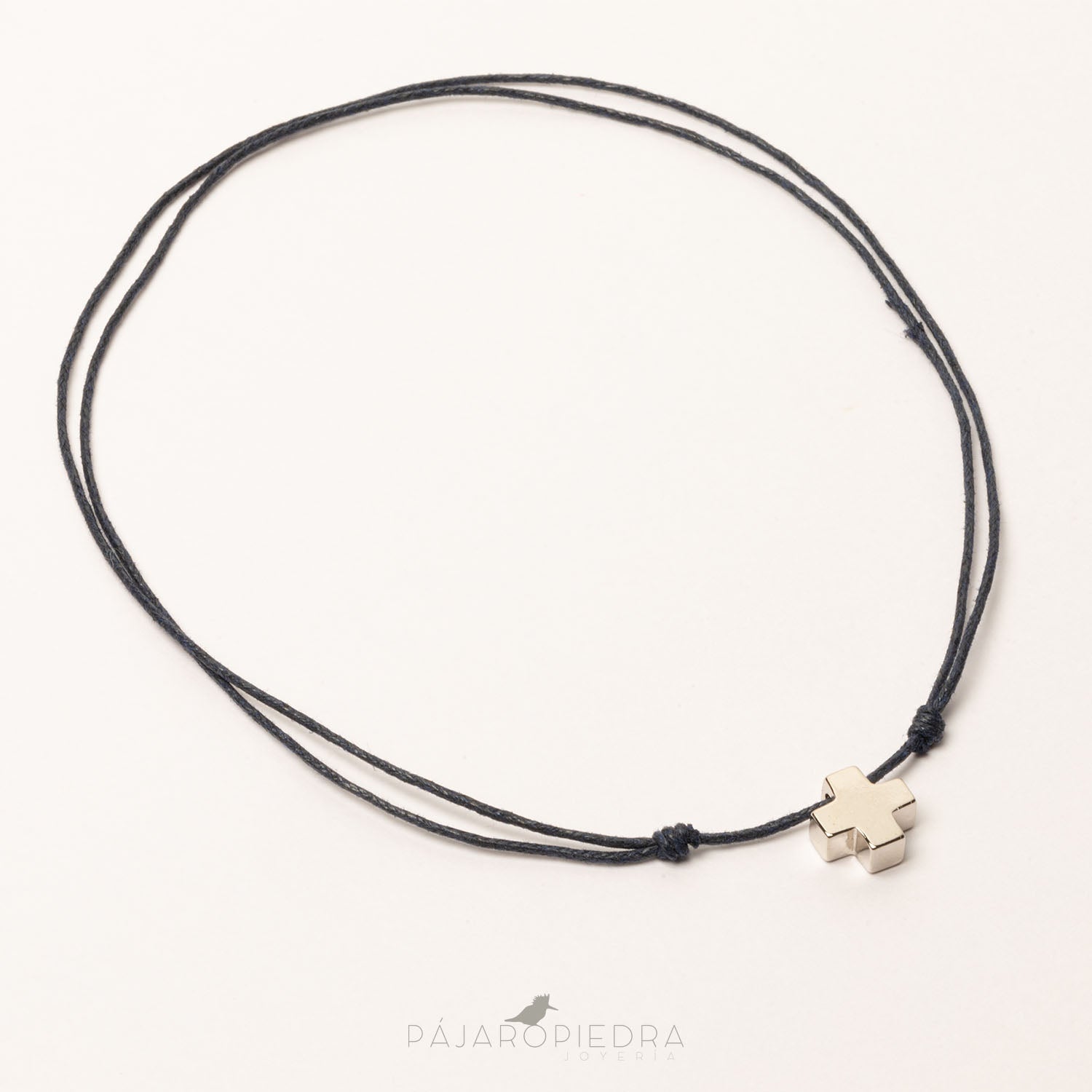 Collar Cruz Suiza (BOLOS)