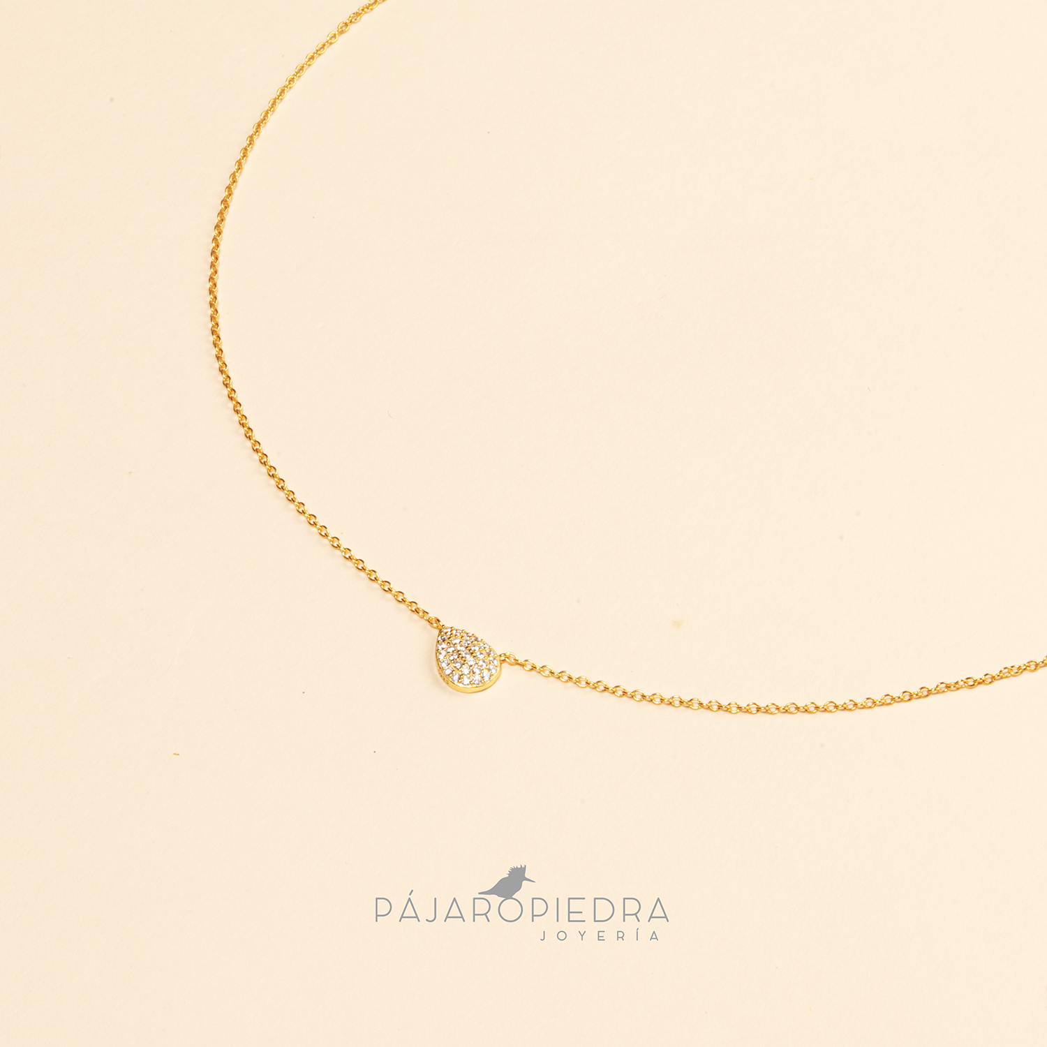 Collar Gota